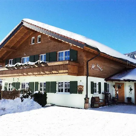 Alp-chalet Apartamento *
